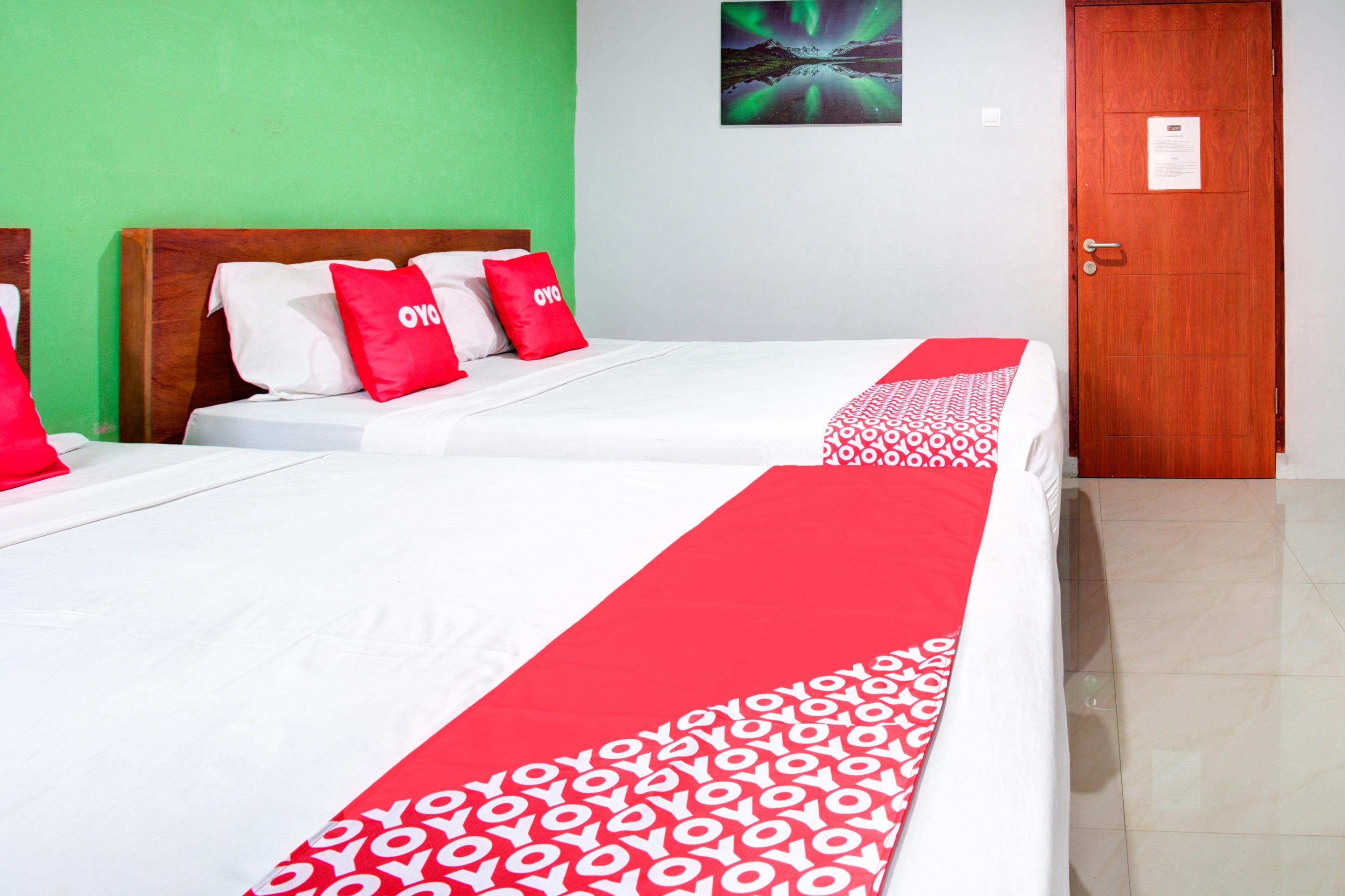 Oyo 3876 The Aurora Hotel 2*